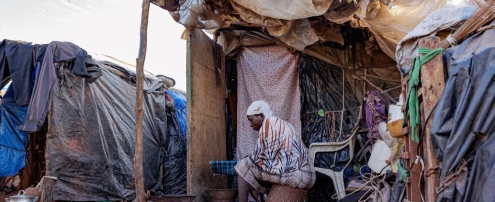 In Mali massive population displacements exacerbate already immense humanitarian needs