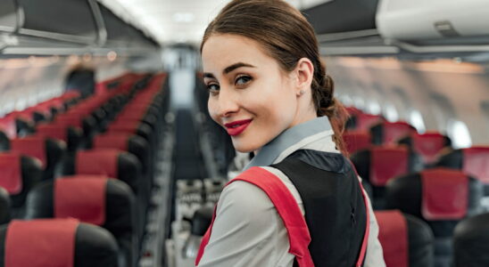 Its not just out of politeness that the flight attendants