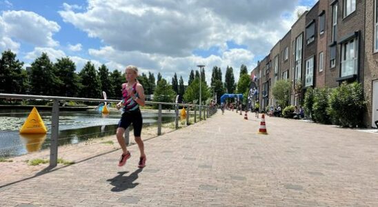 More than a hundred children are participating in a triathlon