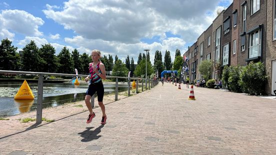 More than a hundred children are participating in a triathlon