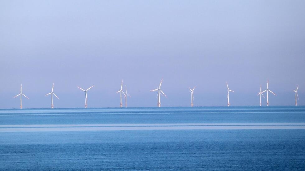 According to fishermen, the resources present at sea and their activities will suffer from the wind farm project in the bay of Saint-Brieuc.  (Illustrative image)