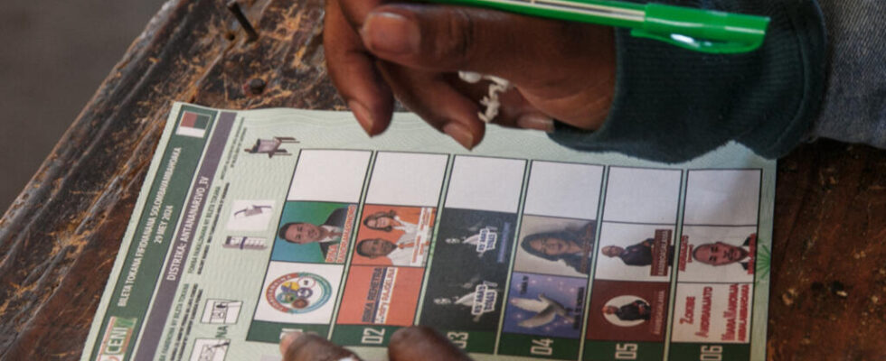 Presidential coalition Irmar wins absolute majority