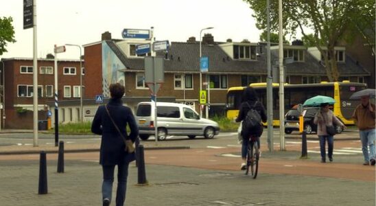 Research into road safety priority square t Goylaan cycle paths