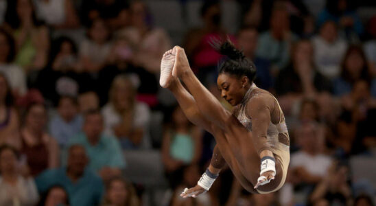 Simon Biles crowned US champion for the 9th time before