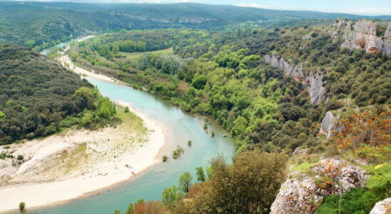 The Gardon gorges swimming breaks in remote corners