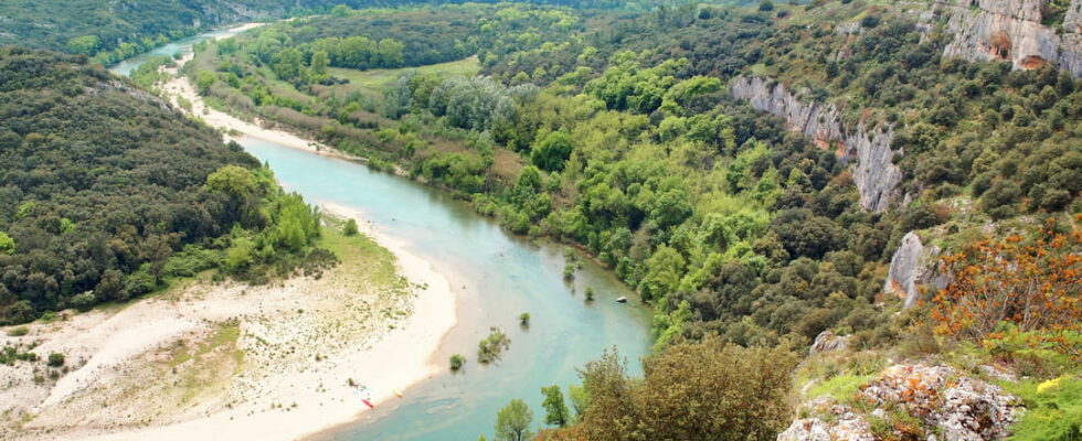 The Gardon gorges swimming breaks in remote corners