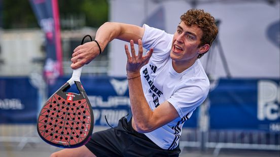 Thijs 19 lives padel dream in Barcelona Look forward to
