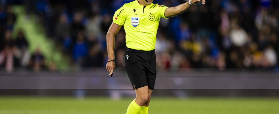 We know the referee for the Austria France match