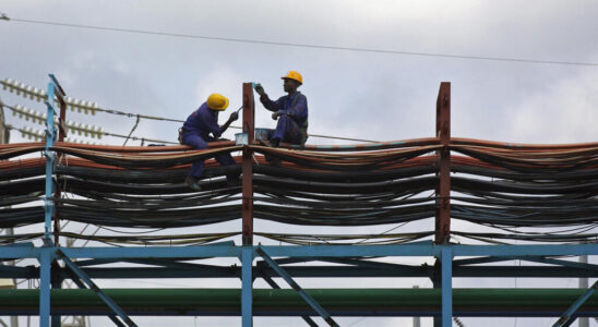 power cuts due to heavy dependence on Nigerian gas