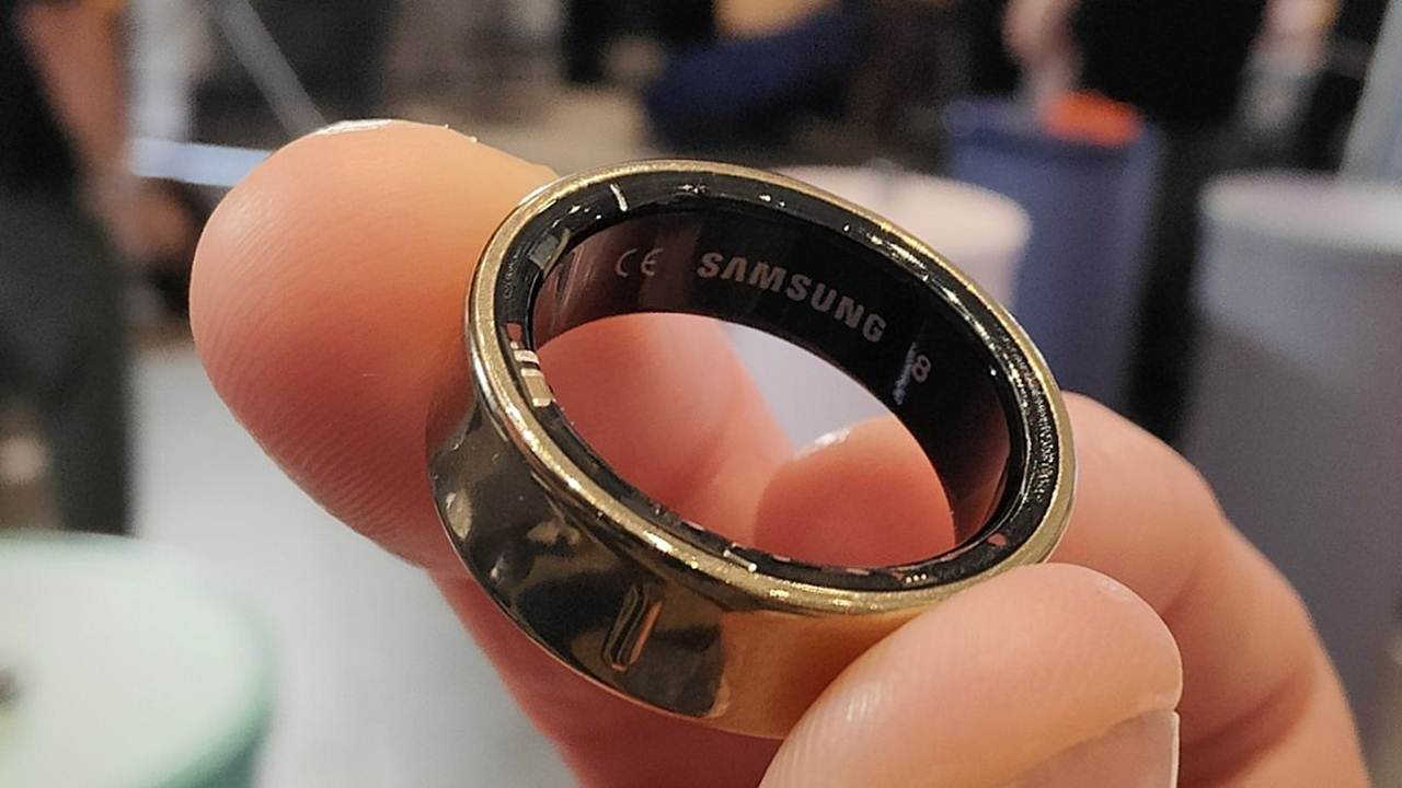 1721656111 758 Which Phones Are Compatible With the Samsung Smart Ring