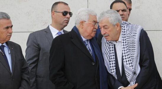 China invites Palestinian Fatah Hamas to work toward reconciliation
