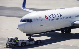 Delta Air Lines Misses Quarterly Earnings Guidance