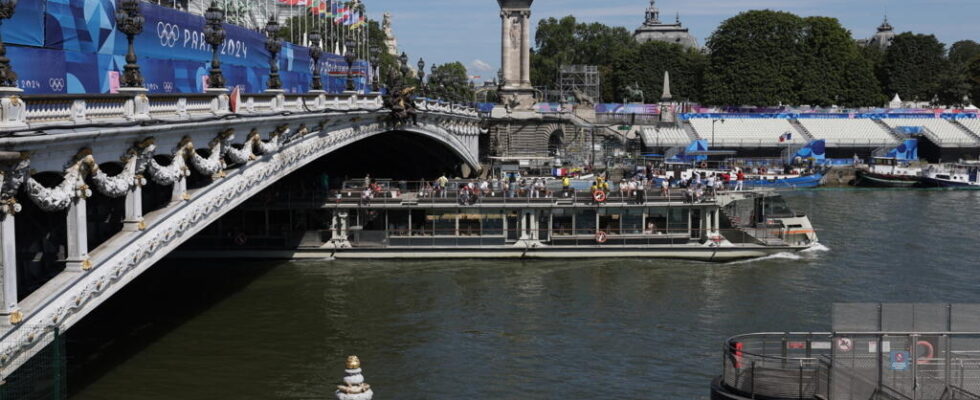 First triathlon training cancelled due to Seine water quality