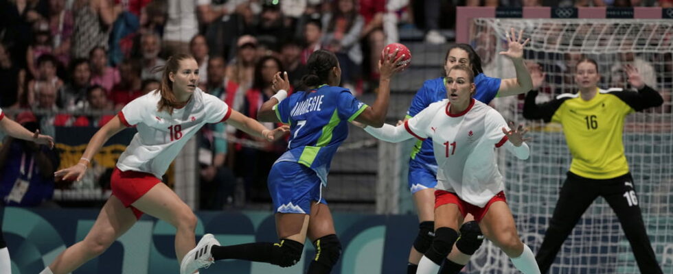 First womens handball match