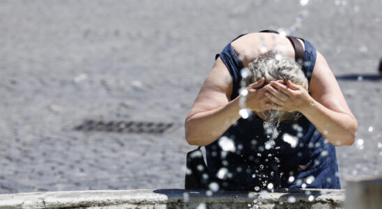 In Rome public fountains stormed in the face of the