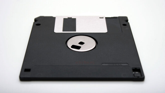 Japan largely ends floppy disk usage in institutions