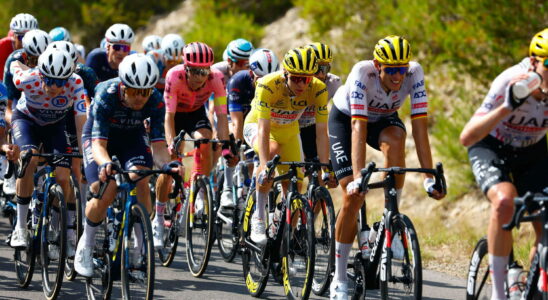 LIVE Tour de France 2024 attacks from all directions The