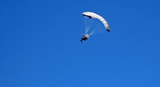 Man from Vianen dies during parachute jump on Texel