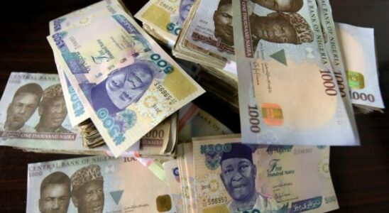 Nigeria doubles civil service minimum wage to face inflation