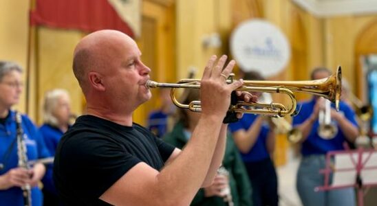 Protest songs and petitions Utrecht organizations fight against budget cuts