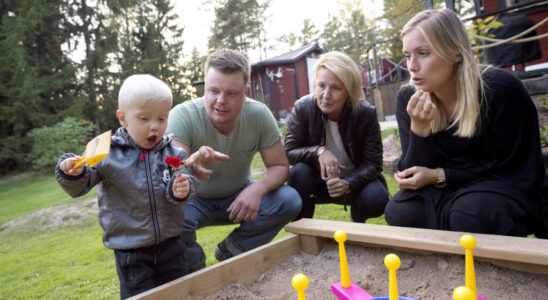 Sweden extends parental leave already the most generous in Europe