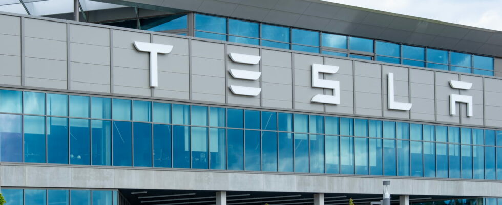 Tesla had thousands of parts stolen company blames factory workers