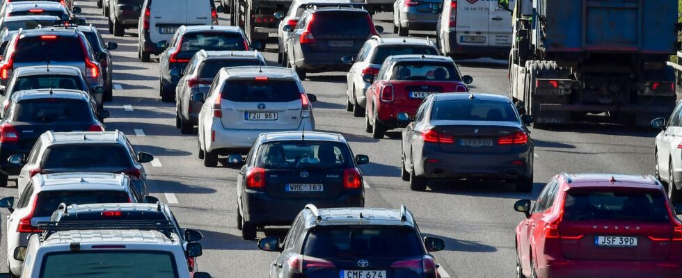 The Swedish Transport Administration directs road work after queue chaos