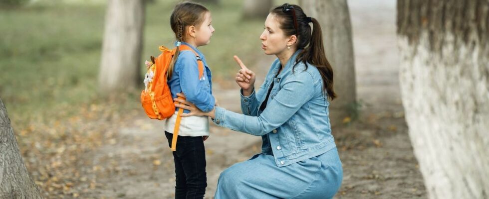 These 6 phrases not to say if your child lies