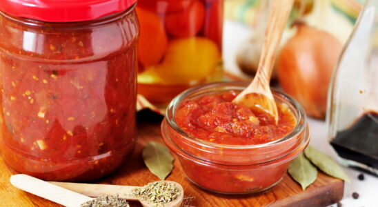 This tomato marinade is loved in Italy its perfect on