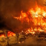 Thousands are urged to flee wildfires in the United States