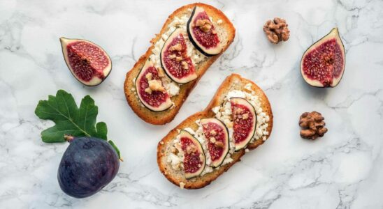 Walnut Bread vs Fig Bread Which is Better Two Nutritionists