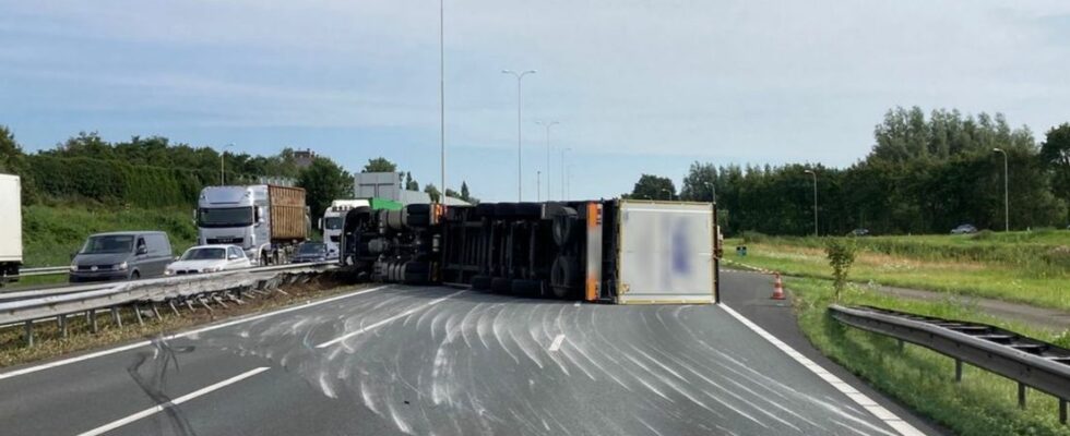 112 news A28 open after hours of closure Amersfoort