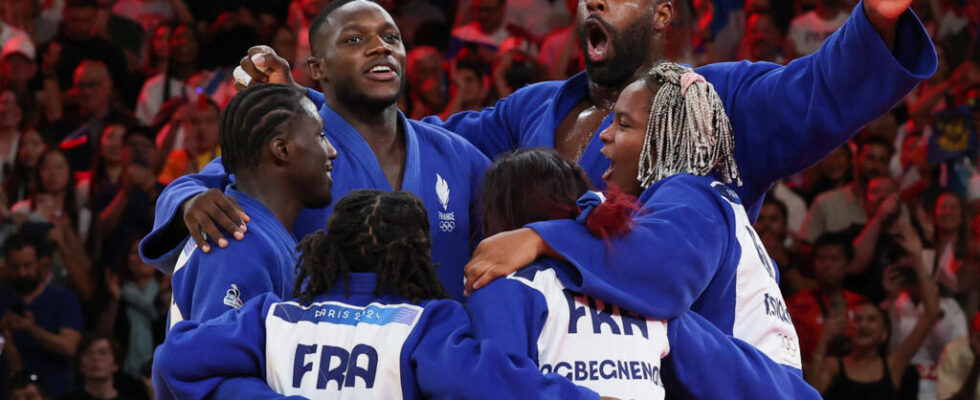 French judo team overturns Japan to retain Olympic team title