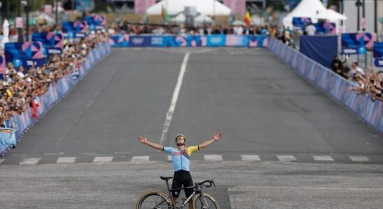 Remco Evenepoel at the top of Olympus ahead of the