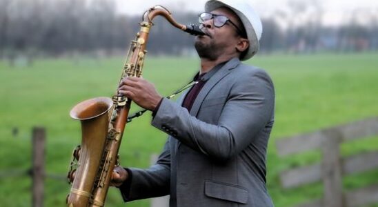 Saxophone virtuoso from Vianen brings worlds together in his music