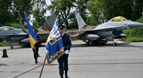 kyiv receives its first F 16 aircraft – LExpress