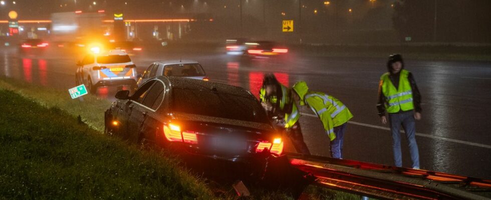 112 news Bus shelter rammed in Utrecht Man knocked