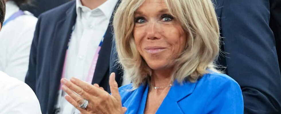 Brigitte Macron orders two women to pay her 8000 euros