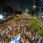 Giant protest against Netanyahu Latest news fast news