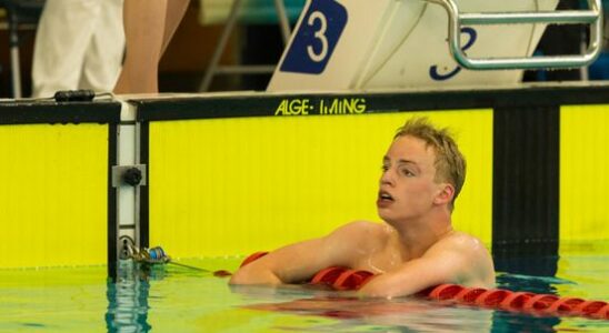 Paralympics silver for relay swimmers De Groot easily into quarter