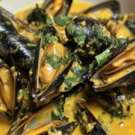 This is the best recipe for mussels with curry it