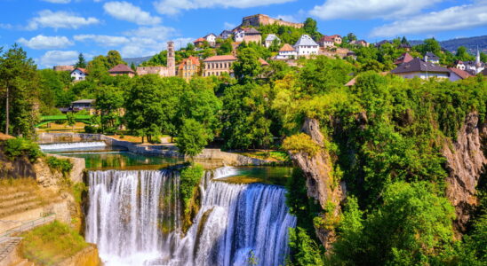 This small town is unknown to tourists its waterfalls are