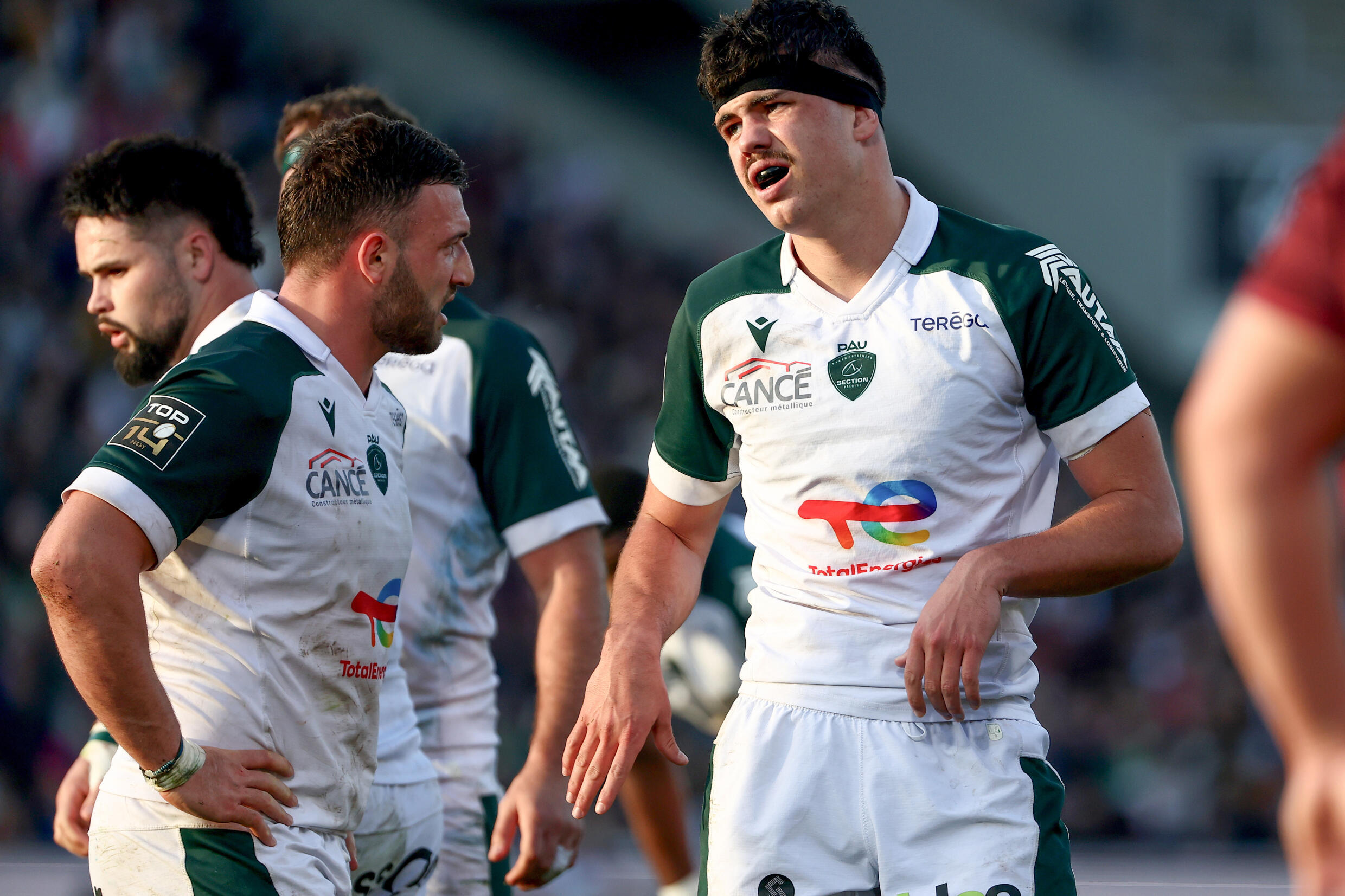 Hugo Auradou in the jersey of the Section Paloise during a Top 14 match against Union Bordeaux Begles, February 17, 2024 in Bordeaux