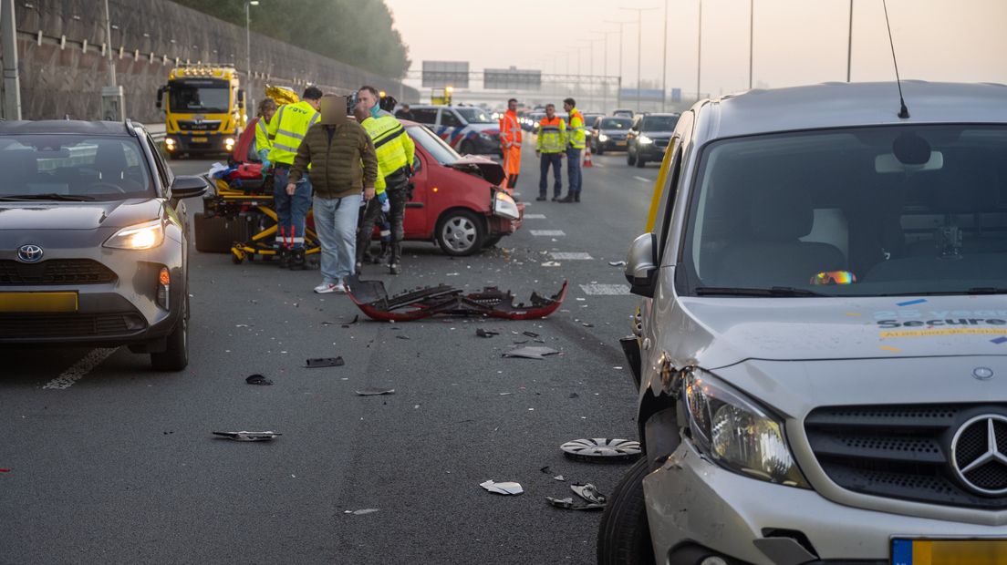 1729812119 351 112 news Motorcyclist and dog unharmed after accident Fake