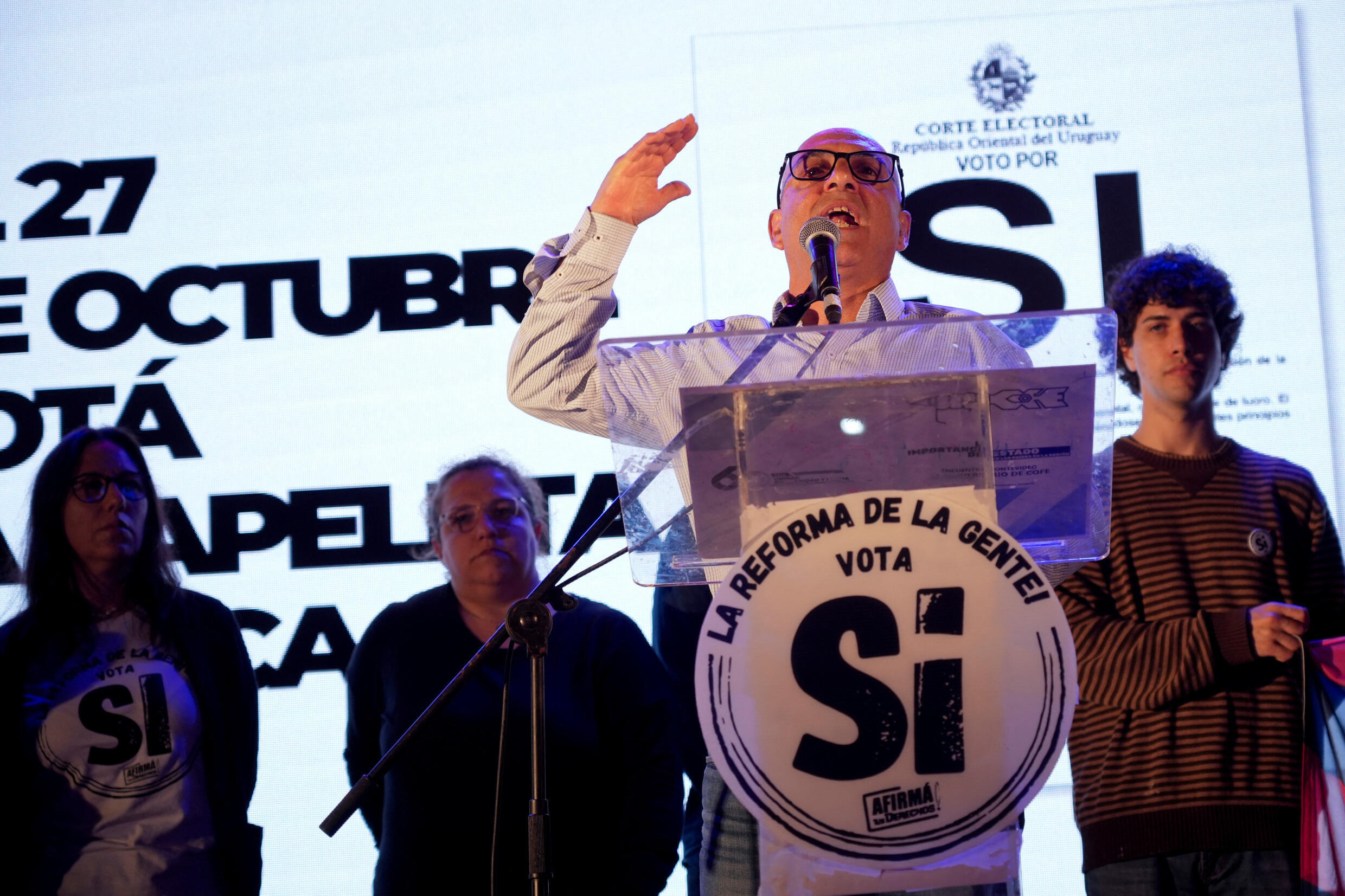 Marcelo Abdala, president of the PIT-CNT workers' union, addresses supporters of a referendum to raise the retirement age from 65 to 60 as they attend a closing rally, ahead of the vote on Sunday , in Montevideo, Uruguay on October 24, 2024.