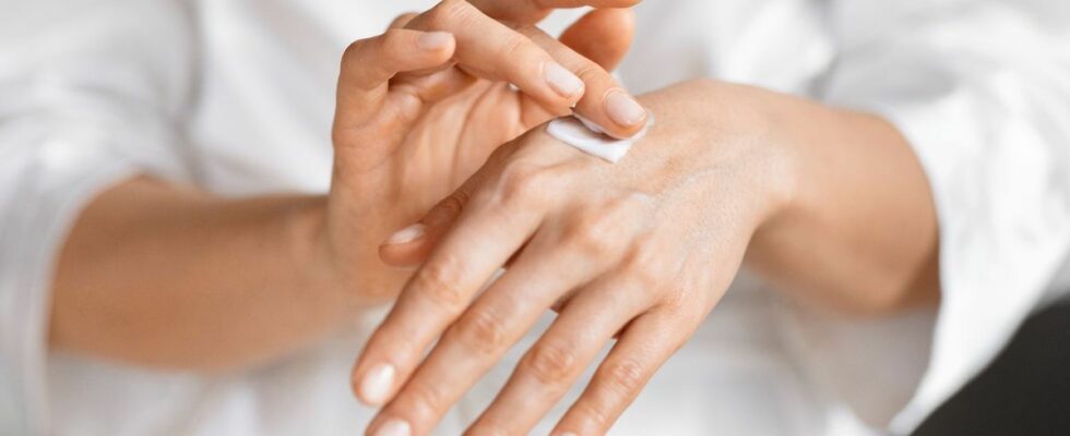 5 tips for properly applying your hand cream