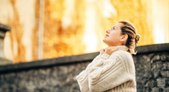 9 simple tips to avoid getting depressed this fall