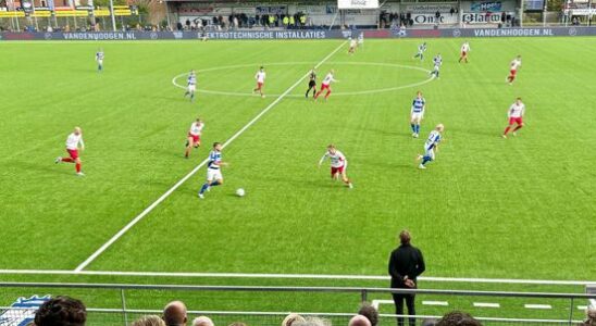 Amateur football Spakenburg and GVVV win IJsselmeervogels loses top position