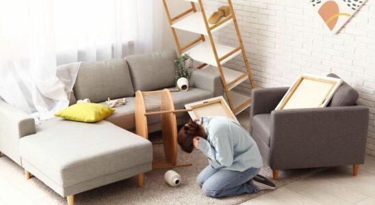 Bed wardrobe shelf… when our furniture becomes death traps how