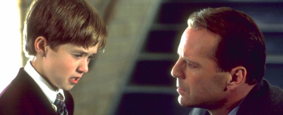 Bruce Willis left Haley Joel Osment messages for years after